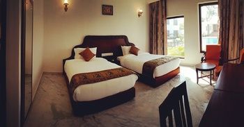 A S Hotels Khajuraho Bagian luar foto